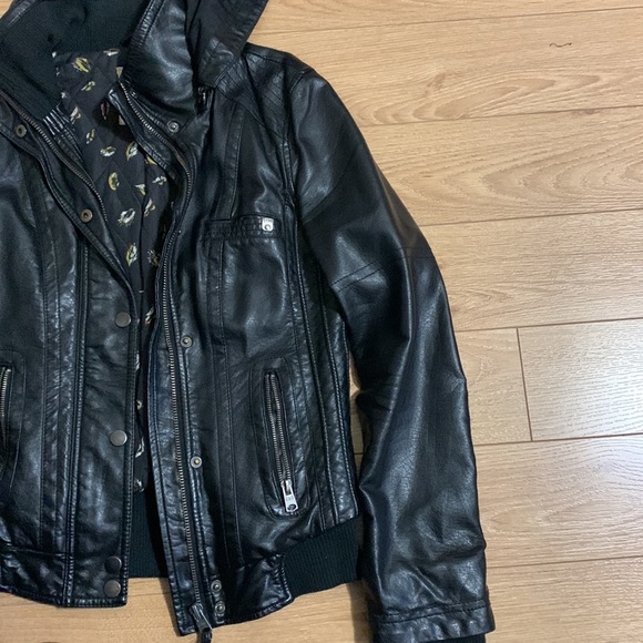 Garage Faux Leather Jacket - Picture 2 of 6